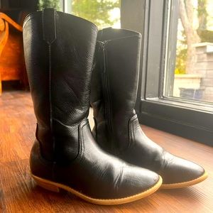 Cat & Jack girls’ black Western boots.